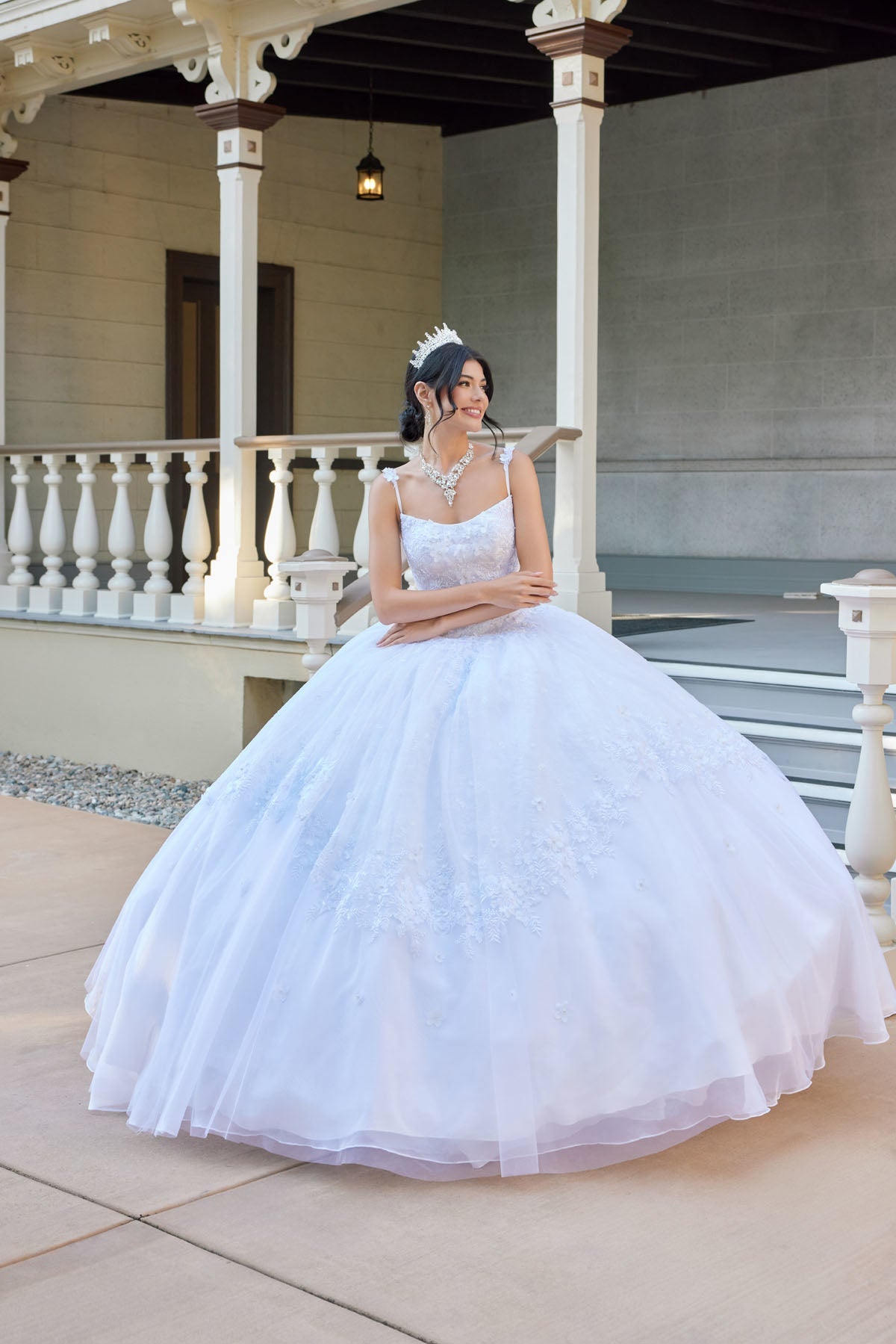 Elegant Lace Embellished Long Bridal Wedding Gown Detailed JTJT1496HW