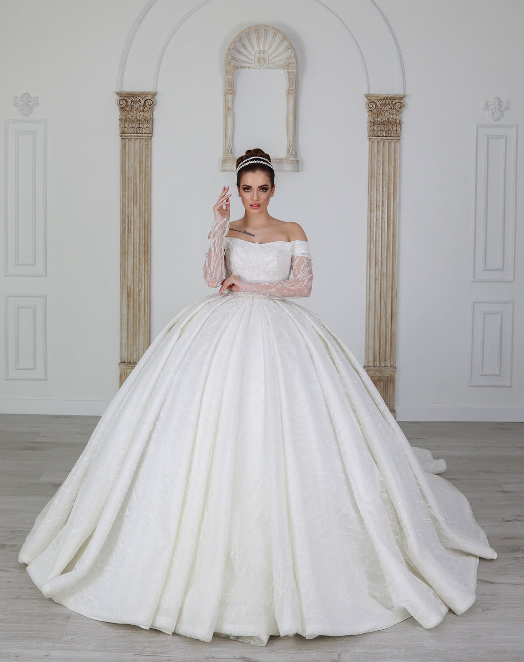Azze ballgown wedding dress