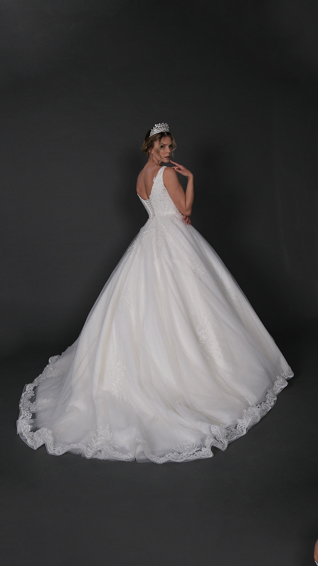 KARDEN a line wedding dress